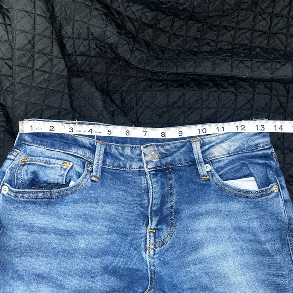 True Religion Stella low rise 27 28 Light Blue Skinny Jeans 30 inseam flattering - Picture 8 of 9